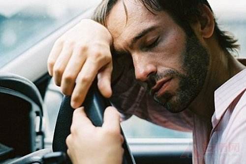 司机疲劳驾驶的原因有哪些？如何预防或缓解疲劳驾驶？